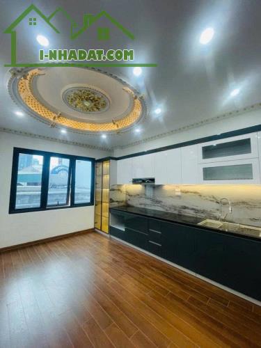 SIÊU PHẨM MỚI KÍNH COONG GIỮA LÒNG BA ĐÌNH- QUÁN THÁNH– NGÕ THÔNG – 2 Ô TÔ TRÁNH – THANG - 2