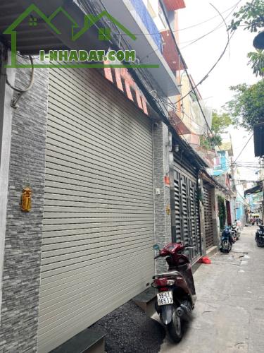 Nhà 2 tầng sát hẻm ô tô Hưng Phú P10 Q8 giá 4.8 tỷ