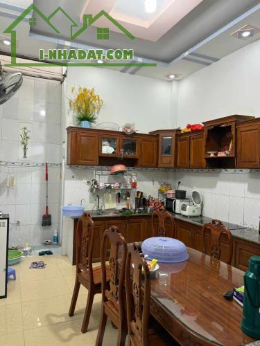 Bán Nhà Tân Chánh Hiệp 36. 3 Tầng mái Thái cực đẹp, đường 6m xe hơi ngủ trong nhà. - 2