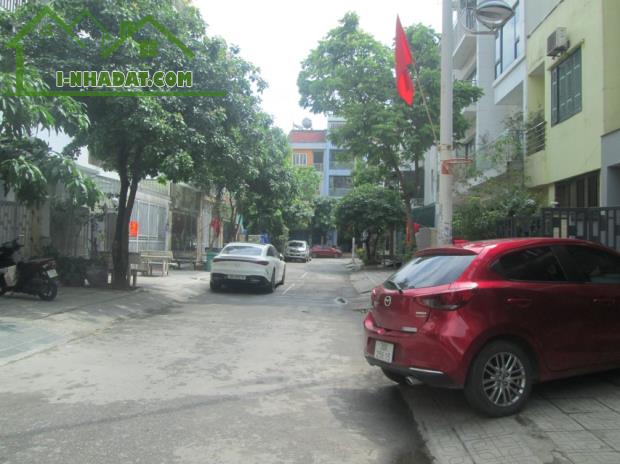 Ngộp bank bán Gấp nhà liền kề KĐT Văn Khê gần Him Lam Vạn Phúc 83m2 chỉ 17.x tỷ.0989626116 - 1