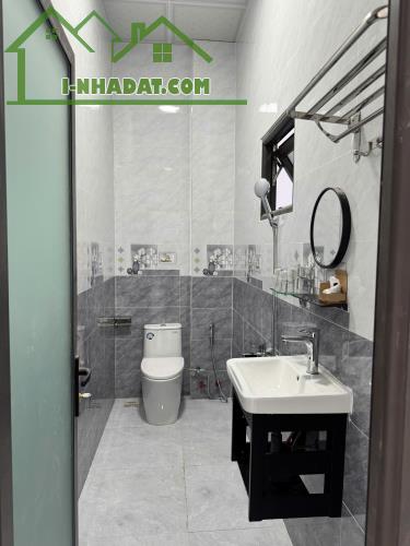 CHO THUÊ NHÀ NGUYÊN CĂN 2 TẦNG 2 MẶT TIỀN HẺM Ô TÔ AN BÌNH PHƯỜNG 3  ĐÀ LẠT GIÁ 12 TRIỆU - 4