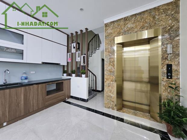 ⛩️BÁN NHÀ QUAN HOA- CẦU GIẤY - FULL NỘI THẤT XỊN XÒ - VÀI BƯỚC CHÂN RA MẶT PHỐ - 3