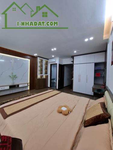 BÁN NHÀ MỚI ĐẸP PHỐ VƯƠNG THỪA VŨ - Ô TÔ ĐẬU CỬA - VIEW NHÀ NGẮM CẢ THÀNH PHỐ