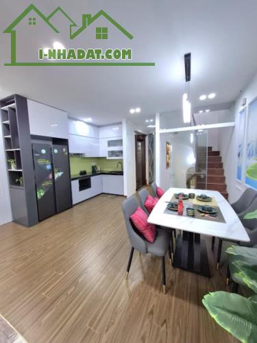 BÁN NHÀ MỚI ĐẸP PHỐ VƯƠNG THỪA VŨ - Ô TÔ ĐẬU CỬA - VIEW NHÀ NGẮM CẢ THÀNH PHỐ - 2