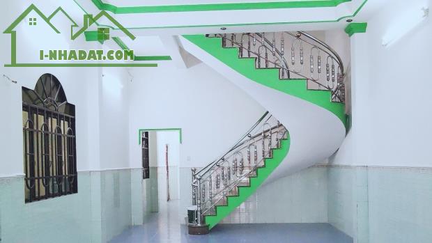 Mặt Tiền Kinh Doanh đường Tỉnh Lộ 10, 170m2 ( 5 x 34 ) 3 TẦNG đúc, chủ nhà gấp bán