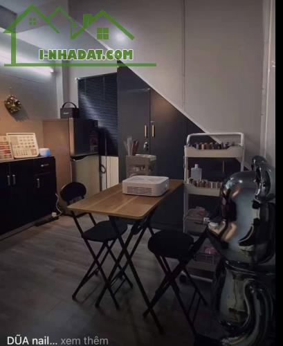Nhà 2 tầng kiệt oto Lê Đình Thám . Đang cho thuê 13tr/tháng . Giá 5tỷ7 thương lượng