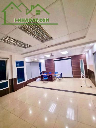 NHÀ MẶT PHỐ NGUYỄN PHÚC LAI ĐỐNG ĐA, VỊ TRÍ ĐẸP 9 TẦNG KINH DOANH. DT 112M2 GIÁ 57.5 TỶ