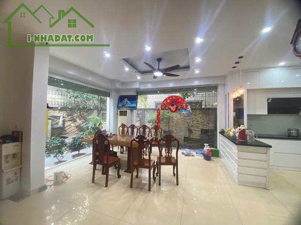 [GẤP] Bán nhanh BT bán đảo Linh Đàm view hồ lộng gió 200 m2 sổ đỏ giá rẻ 46 tỷ - 2