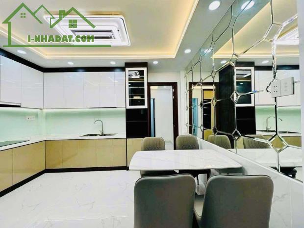 Bán nhà Bùi Văn Ba Quận 7 - 60m2, 2 tầng, 3PN, 3WC - 6.x tỷ - 1