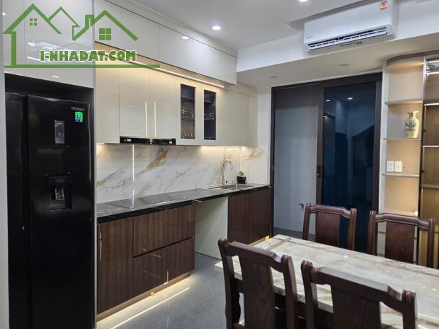 BÁN NHÀ TÔN ĐỨC THẮNG, THÔNG THOÁNG - Ô TÔ ĐỖ SÁT NHÀ. - 2