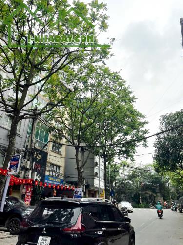 Bán nhà mặt phố Hoàng Hoa Thám, 125m MT siêu đẹp, giá chỉ 44 tỷ