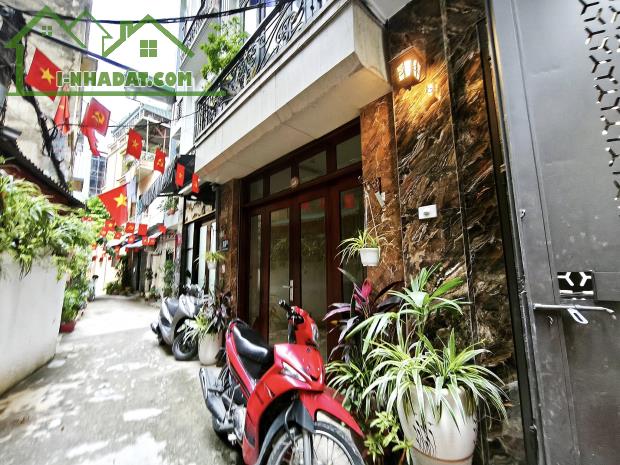 HOT!Lạc Long Quân,VF3 Đỗ Cửa,Thang máy,DT: 54m2 x 5Tầng,MT: 3.9m,Giá: 13.2 tỷ Cầu Giấy - 5
