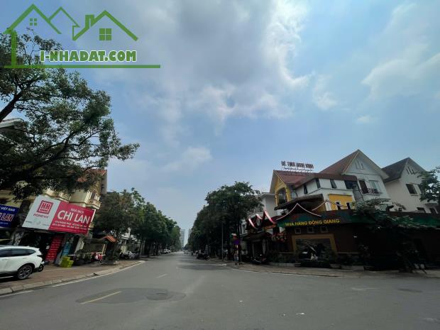 QUÁ HIẾM : BIỆT THỰ SONG LẬP 4 TẦNG KĐT VIỆT HƯNG, MẶT TIỀN SIÊU KHỦNG, KINH DOANH ! - 3