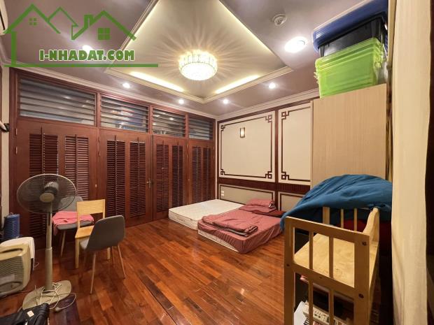 Mặt phố VIp, cực  hiếm  nhà  bán, lô  góc, mặt  tiền  hoa  hậu  Lý  Nam  Đế  50 tỷ - 1