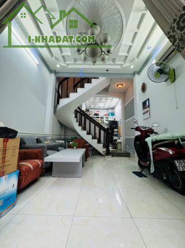 CHÍNH CHỦ BÁN GẤP NHÀ QUANG TRUNG, GÒ VẤP – HẺM 8M XE TẢI TRÁNH –4 TẦNG - GIÁ CHỈ HƠN 4 TỶ - 2