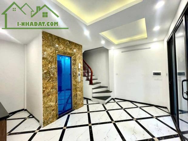 🏡 BÁN NHÀ THANH NHÀN – HAI BÀ TRƯNG – 30M² x 5 TẦNG – THANG MÁY – GIÁ 7.95 TỶ