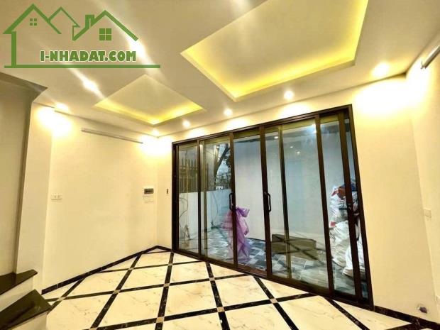 🏡 BÁN NHÀ THANH NHÀN – HAI BÀ TRƯNG – 30M² x 5 TẦNG – THANG MÁY – GIÁ 7.95 TỶ - 2
