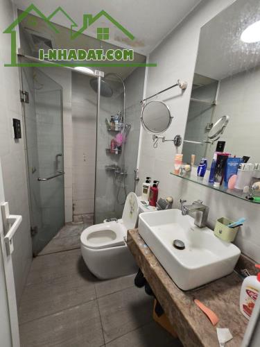 MẶT NGÕ TRƯƠNG ĐỊNH - 10M RA PHỐ - ÔTÔ ĐỖ CỬA, VÀO NHÀ - GIÁ 14 TỶ - 4