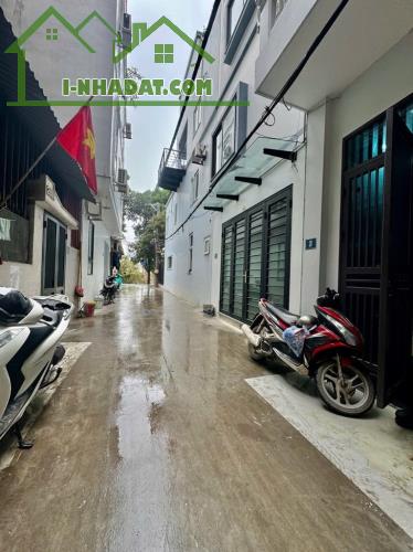 🏠 Thụy Phương – Giá 6 tỷ – 5 tầng – Mặt tiền 6m – Nội thất cao cấp, sẵn ở!  Diện tích: 4
