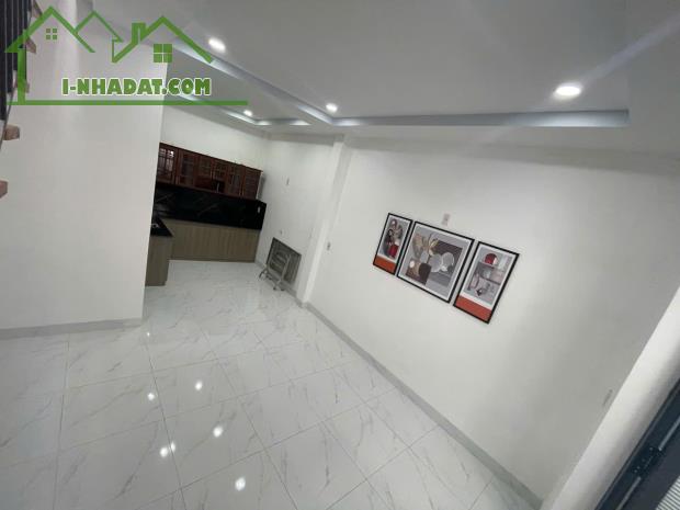 Nhà hẻm 2/4 phường vạn thạnh . Cạnh ngân hàng BIDV , khúc giao Trần Qúy Cáp giá 2 tỷ 450 - 1