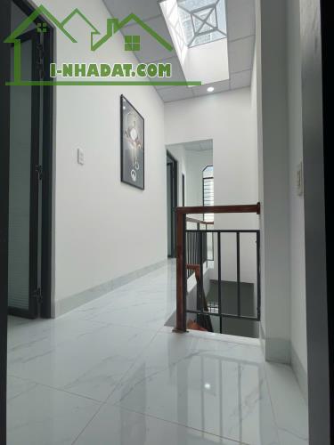 Nhà hẻm 2/4 phường vạn thạnh . Cạnh ngân hàng BIDV , khúc giao Trần Qúy Cáp giá 2 tỷ 450 - 2