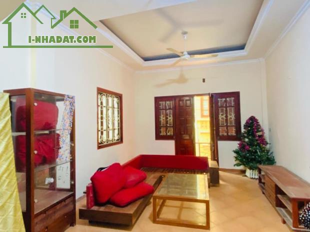 Bán Nhà Phố Lê Trọng Tấn Thanh Xuân 39,5m2 5 Tầng Gần Phố Giá Chỉ 6 Tỷ - 1