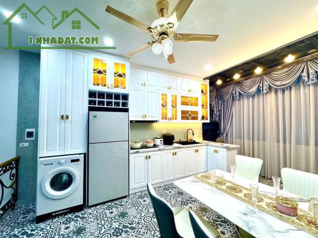 BÁN NHÀ NGÕ THỊNH HÀO, TÔN ĐỨC THẮNG, 36M2 x 5 TẦNG, LÔ GÓC, MT RỘNG, NGÕ THÔNG, 7.5 TỶ
