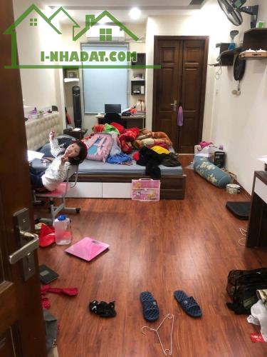 Bán Nhà Phố Lê Trọng Tấn Thanh Xuân 39,5m2 5 Tầng Gần Phố Giá Chỉ 6 Tỷ - 2