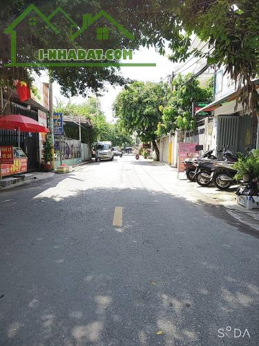 Bán Nhà xưởng mặt Tiền Tân Thới Hiệp 13. 300m2. Ngang khủng 9m, Đường 10m Thông Tứ Tung