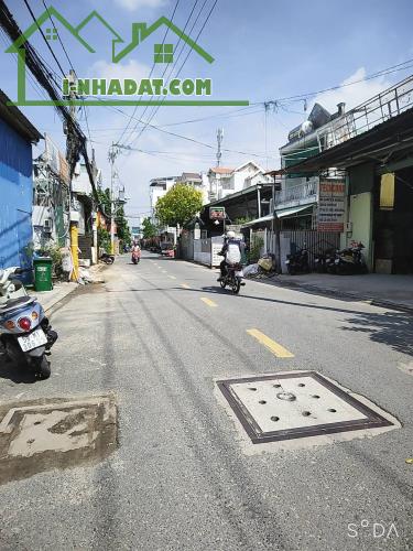 Bán Nhà xưởng mặt Tiền Tân Thới Hiệp 13. 300m2. Ngang khủng 9m, Đường 10m Thông Tứ Tung - 1