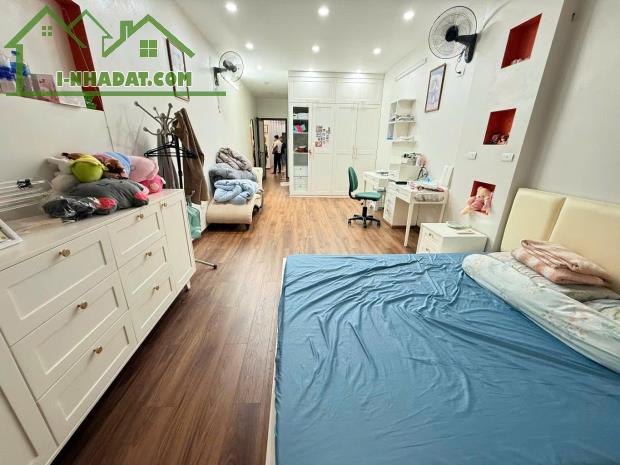 NHÀ HOA BẰNG, 2 THOÁNG, KINH DOANH, GẦN PHỐ, Ô TÔ, CHỈ 12.2 TỶ - 2