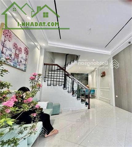 🏡 Bán nhà HXH 5m 3/2, Q.10, gần Vạn Hạnh Mall, 8.x tỷ! - 2