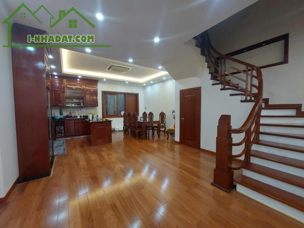 Bán nhà KĐT Trung Văn ô tô tránh vỉa hè rộng kinh doanh đẹp DT 151m 5T MT 9M giá 32,5 tỷ