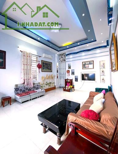 NHÀ NỞ HẬU TÀI LỘC – VỪA Ở VỪA KINH DOANH – NGAY AEON MALL BÌNH TÂN DT 200M2 CHỈ 16 TỶ - 3