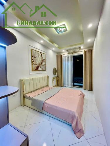 Bán nhà riêng Phố Minh Khai, Gần Bạch Mai - 27m2 x 5 Tầng 3 ngủ, ngõ thoáng rộng, sổ vuông - 2