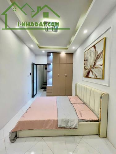 Bán nhà riêng Phố Minh Khai, Gần Bạch Mai - 27m2 x 5 Tầng 3 ngủ, ngõ thoáng rộng, sổ vuông - 3