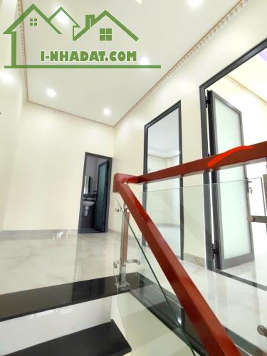 Bán nhà ĐẸP 1T2L Dĩ An,đường nhựa 2 xe hơi vi vu,gần TTYT Dĩ An,giá tốt - 2