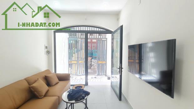 🔥SIÊU PHẨM NHÀ ĐẸP FULL NỘI THẤT PHỐ TÂY - GIÁ 4,8 TỶ - TP NHA TRANG. GẦN CHỢ ĐÊM - 3