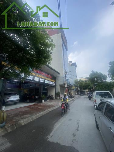 Mảnh Đất Hiếm-Lê Quang Đạo (Ngay Sau Bệnh viện Hồng Ngọc) 124/140m, MT 12m 42 Tỷ - 1