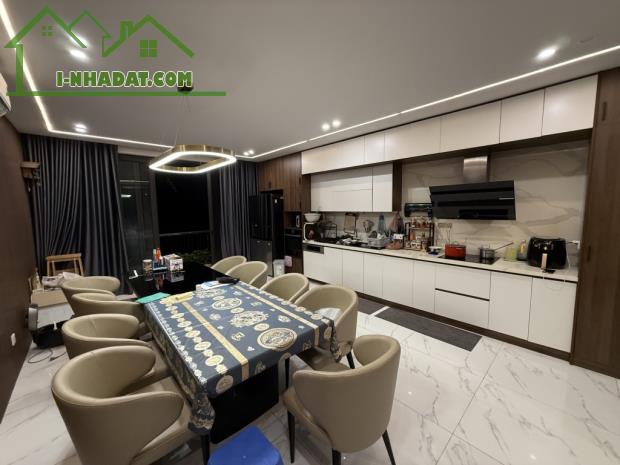 BÁN NHÀ TƯ ĐÌNH – 6 TẦNG – GARA – THANG MÁY – HỒ CÁ KOI – 97M² – MT 5,5M - GIÁ  22,8 TỶ - 1