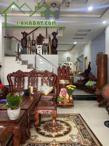 Bán nhà hẻm xe hơi Hoàng Văn Thụ, Vip P4 liền kề Hoàng Việt, 4 Tầng, 62m2, 9.85 Tỷ