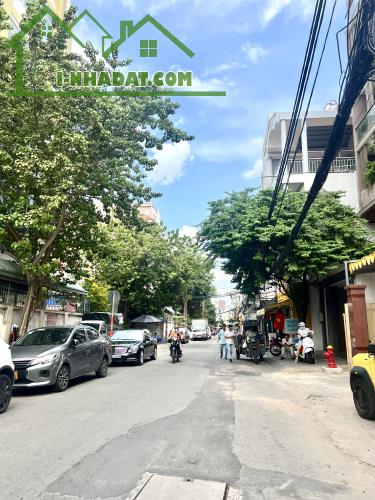 Bán nhà hẻm xe hơi Hoàng Văn Thụ, Vip P4 liền kề Hoàng Việt, 4 Tầng, 62m2, 9.85 Tỷ - 1