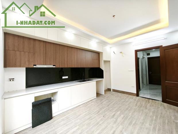 🏡 BÁN NHÀ MỚI LẠC LONG QUÂN – THANG MÁY – VF3 ĐỖ CỬA – FULL NỘI THẤT – CHỈ 13.2 TỶ - 1