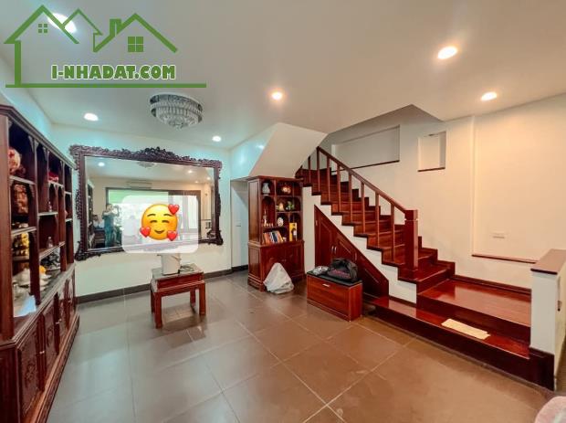 Bán nhà phân lô Trung Yên 100m2, 5 tầng, mt 5m, ô tô tránh, kinh doanh, chỉ 27.5 tỷ. - 5