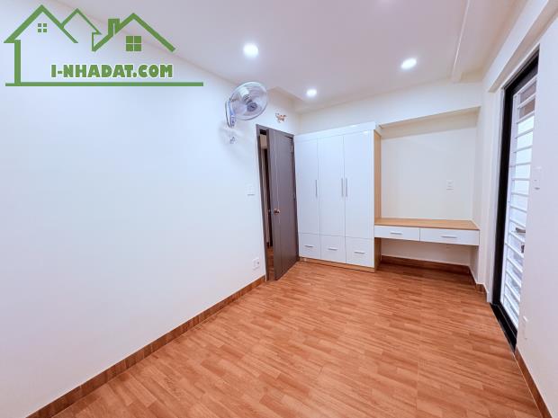 HƠN 6 TỶ NHÀ TÂN BÌNH HẺM LỚN - GIÁP QUẬN 10 & ĐẠI HỌC - 60M2 XÂY MỚI 3 TẦNG 3PN ĐẸP XỊN - 2