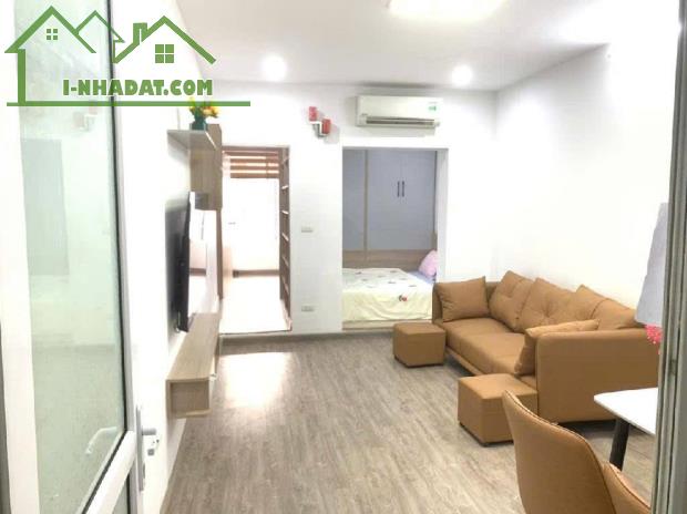 Cho thuê căn hộ Tập thể tầng 3 Kim Liên 55m2, 2 ngủ, 7 Triệu - 1