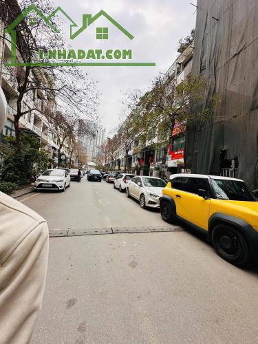 BÁN RẤT GẤP NHÀ PHỐ VĂN CAO THUỴ KHUÊ TÂY HỒ 50M 5 TẦNG NHỈNH 10 TỶ VIEW HỒ SÁT PHỐ