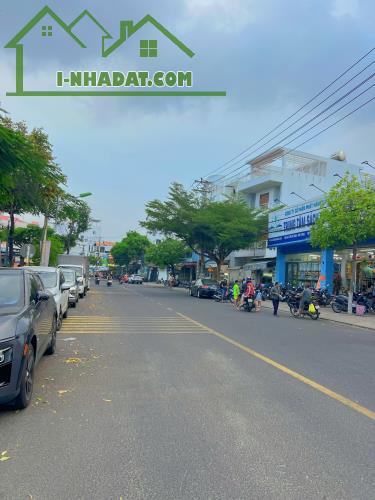 Nhà phố mặt tiền đường lớn–Dã Tượng–Đối diện công viên,bùng binh Hoàng Sa – Giá đầu tư - 2