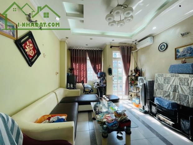Bán gấp nhà đẹp ở ngay mặt tiền đường số Tạ Quang Bửu 48m2, 4T, SHR, chỉ 9.9 tỷ. - 1