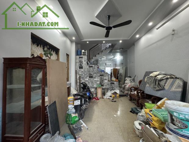 Bán nhà hẻm xe hơi thông Lã Xuân Oai Tăng Nhơn Phú A, 90m2, 3 tầng, ngang 4.5, 9 tỷ 3